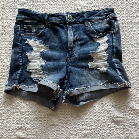 American Eagle Dark Wash High Waisted 